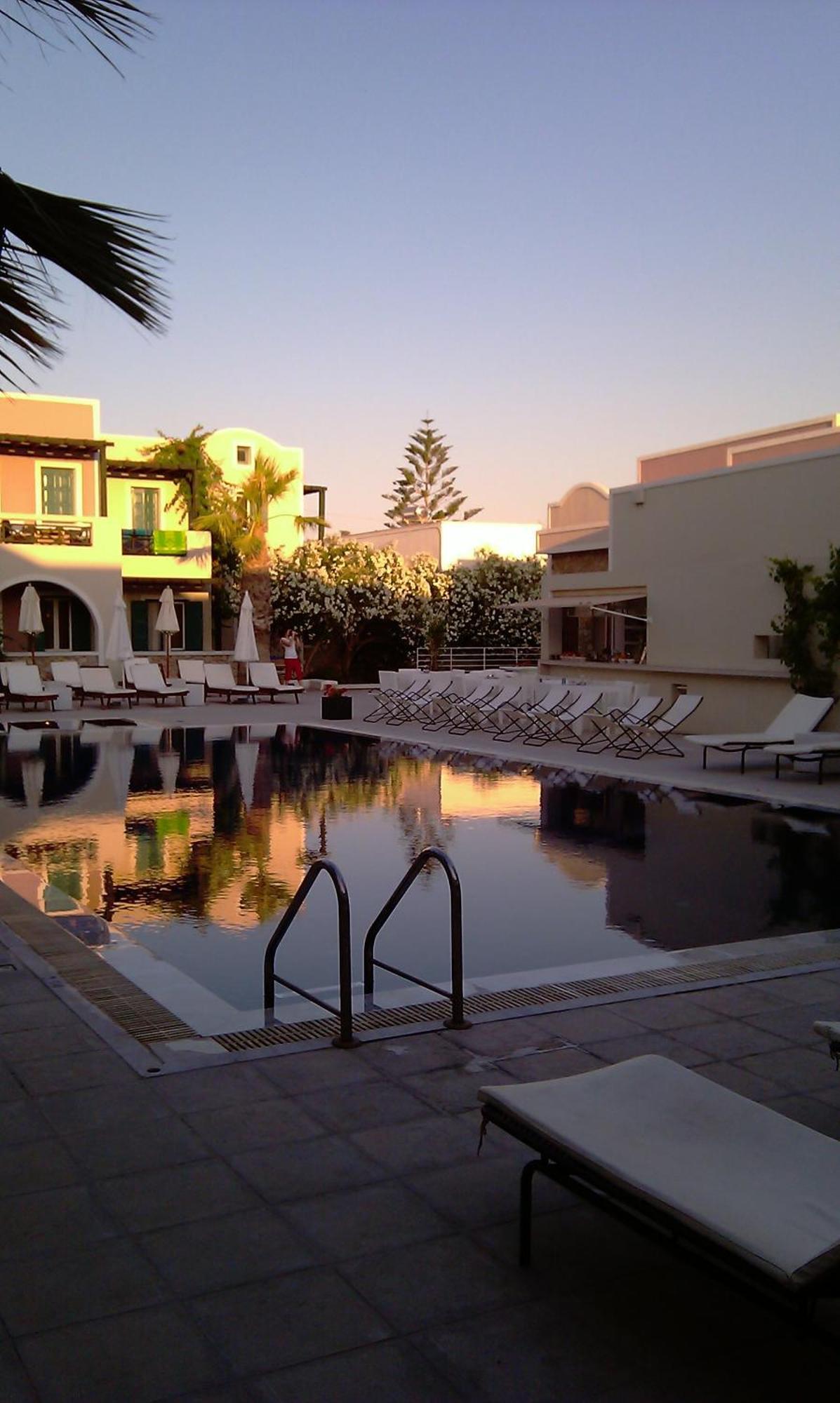 Rose Bay Hotel Kamári Kültér fotó